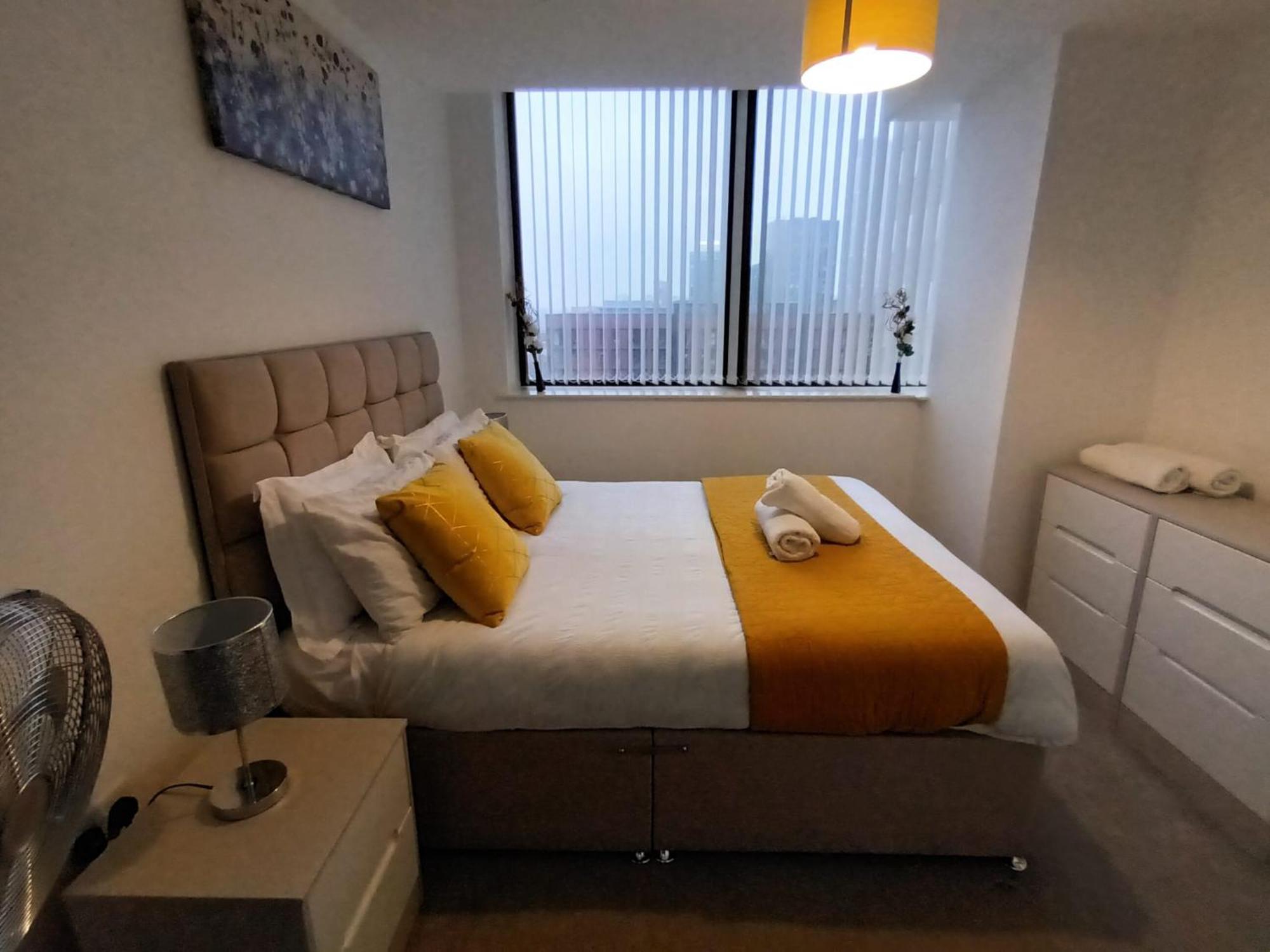 Kcs Broad Street Apartment Birmingham Luaran gambar